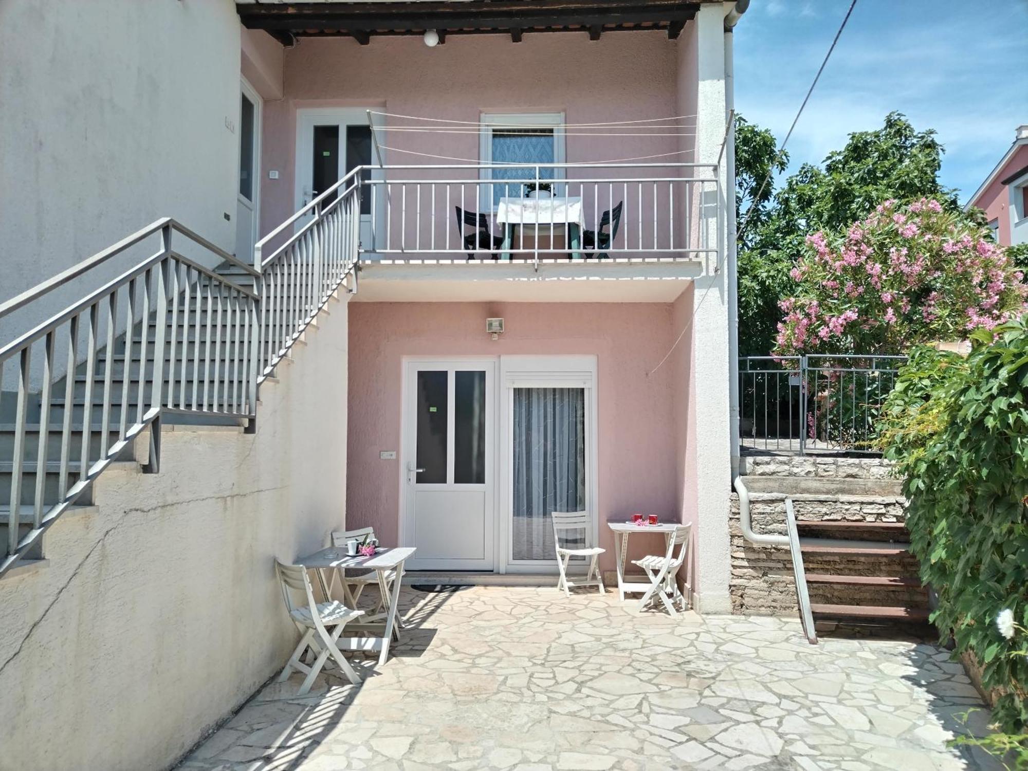 Apartments Erika Пула Экстерьер фото